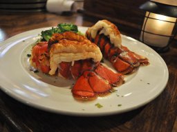 king-crab-chicago-twin-lobster-tails_20180901_1920995203