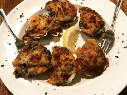king-crab-house-chicago-baked-clams-1_20180901_1702422865