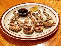 king-crab-house-chicago-frog-legs_20180901_1019378380