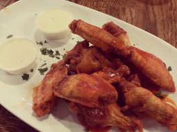 king-crab-house-chicago-wings_20181220_1491437822